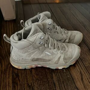 Women’s Keen Hiking Boots